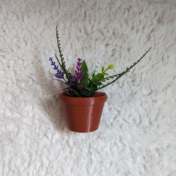 Nintendo Switch Plant Pot Stand - Picture 3 of 5